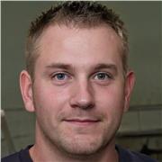 Muttersprachliche Lehrerin bietet Nachhilfeunterricht in Spanisch für Schüler an, die sich auf die Abiturprüfungen vorbereiten wollen.